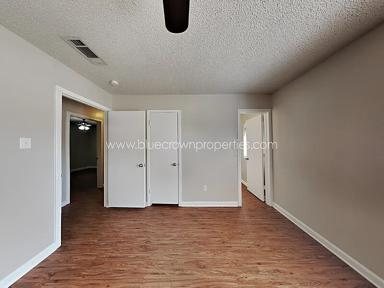 900 Cannon Dr — Photo 10