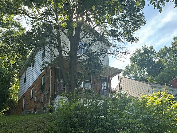 3rd image of 6816 Gracely Dr