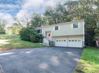 4 Linda Ln, Bethel, CT 06801