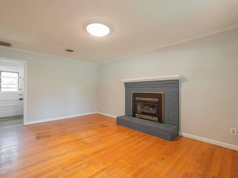 2900 Clintwood Rd — Photo 18