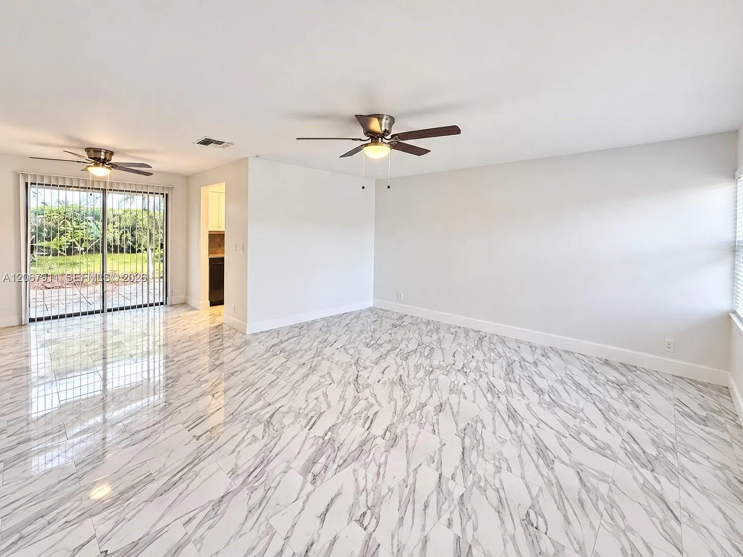 Palm Beach Cabana Colony — Photo 3