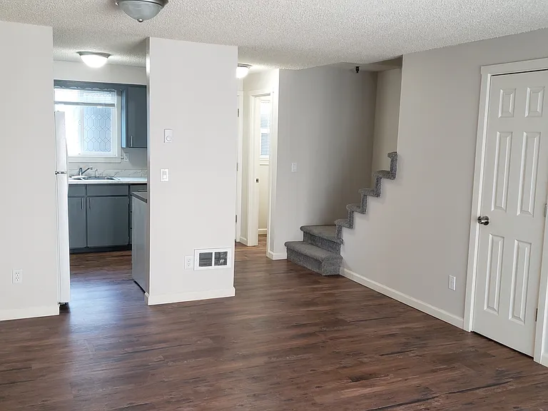 Greystone Apartments — Photo 28