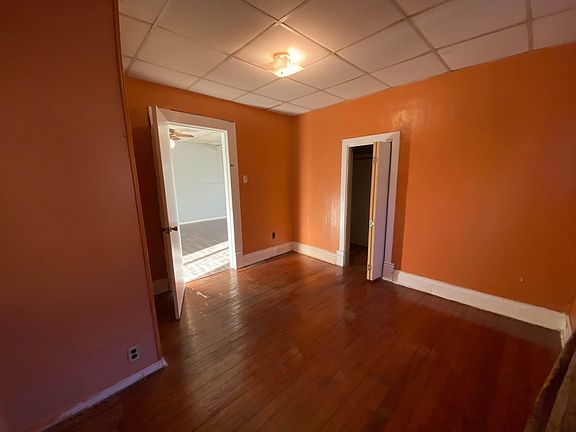 5th image of 241 S 11th St
