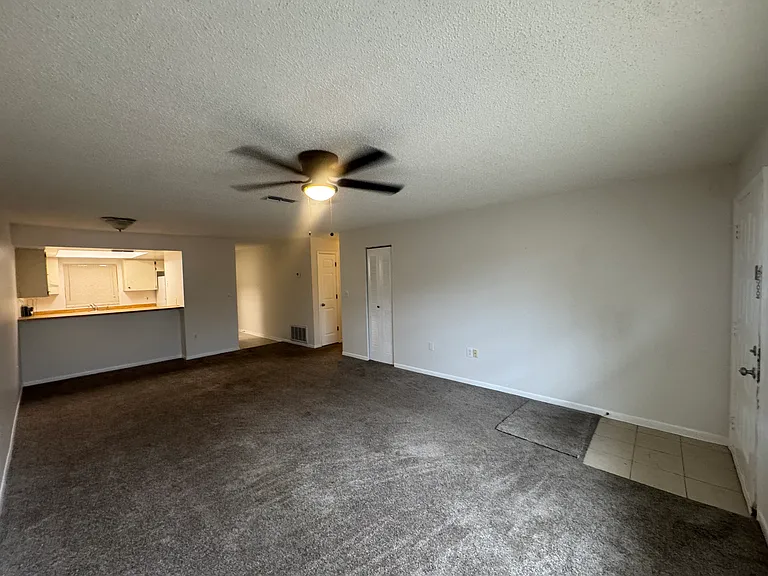 5600 59th Way N #5602 — Photo 10