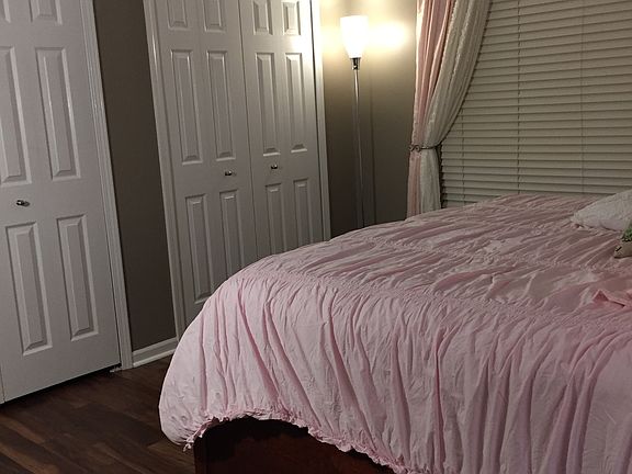 5th image of 1822 Andover Blvd