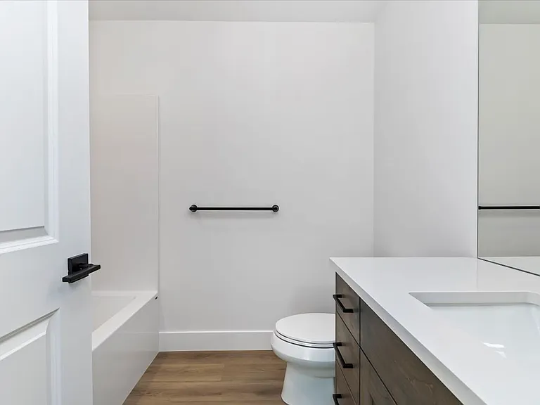 740 S Calhoun Ln — Photo 17