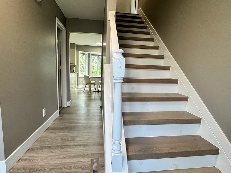 Stairs to 2nd Floor