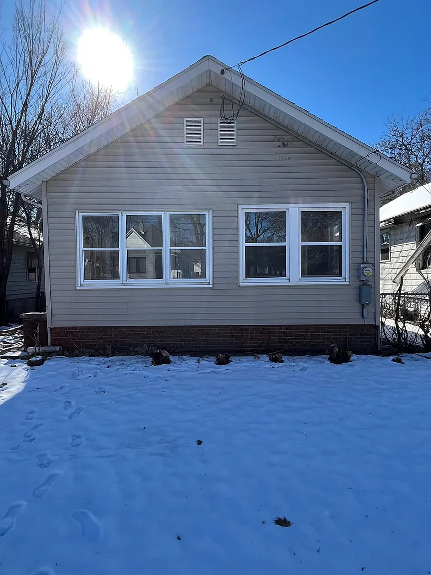 822 E Virginia Ave photo 1