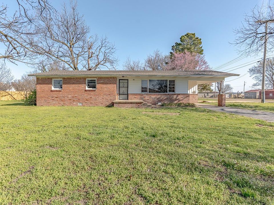 1st image of 106 W Texie Ave