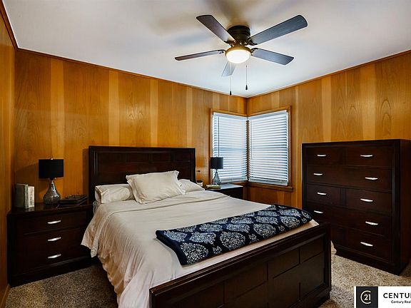 4th image of 1014 Parkway Dr