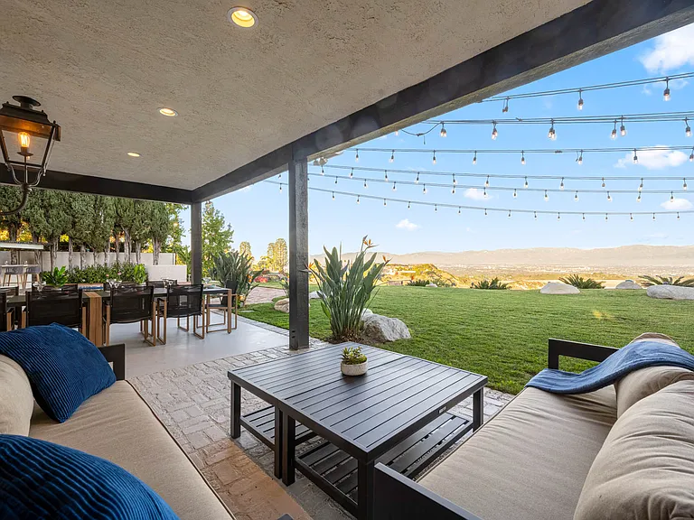 3722 Alonzo Ave — Photo 44