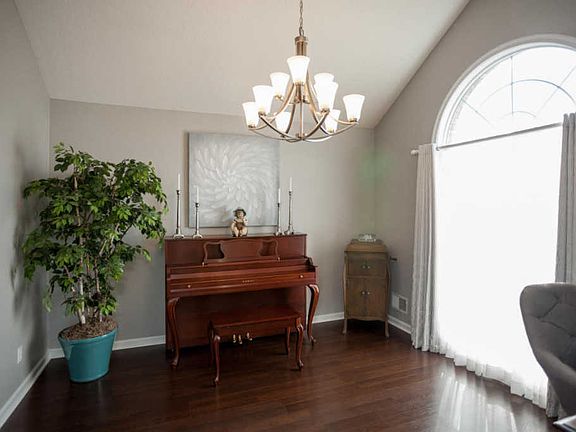 5th image of 316 Bogard Ln