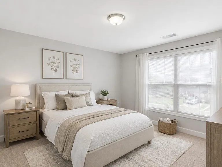 2505 Eastway Dr — Photo 13