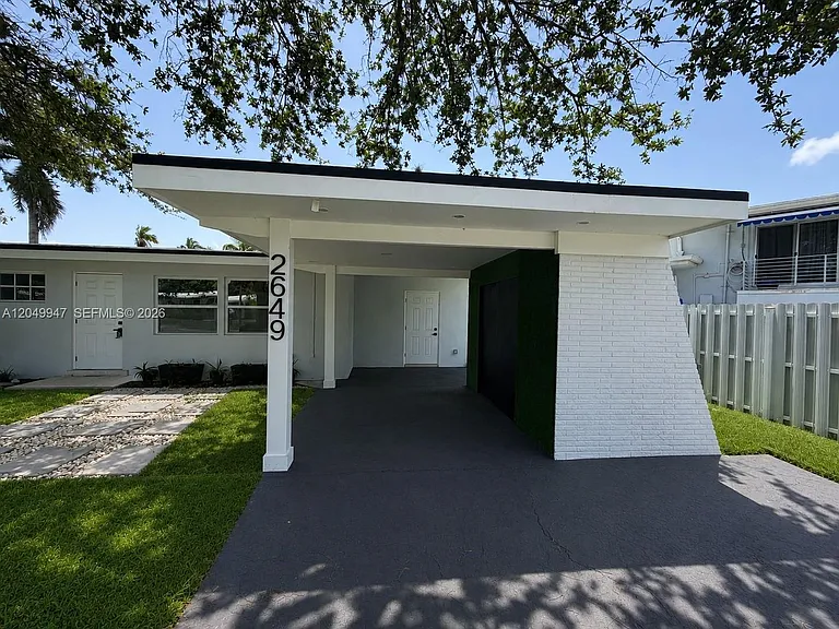 2649 Key Largo Ln #2649 — Photo 16