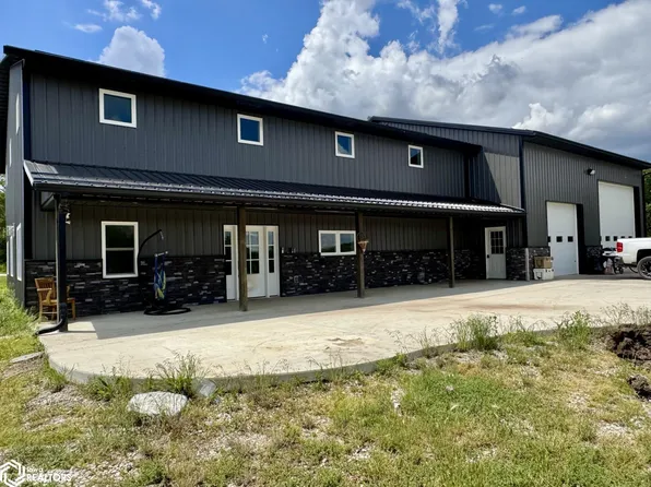 1614 130th Ave, Diagonal, IA 50845