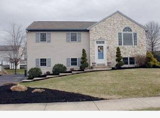 254 Degler Ave, Leesport, PA