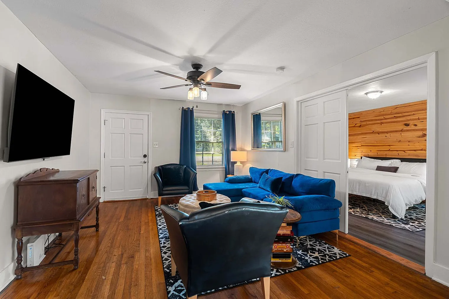 4 bed, 2.0 bath, 1528 sqft, $7,704 — Photo 1
