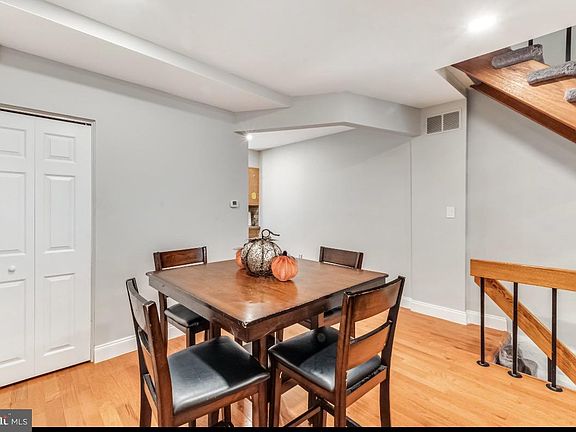 4th image of 2433 S Darien St