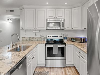 21951 Rimhurst Dr #199, Lake Forest, CA, 92630