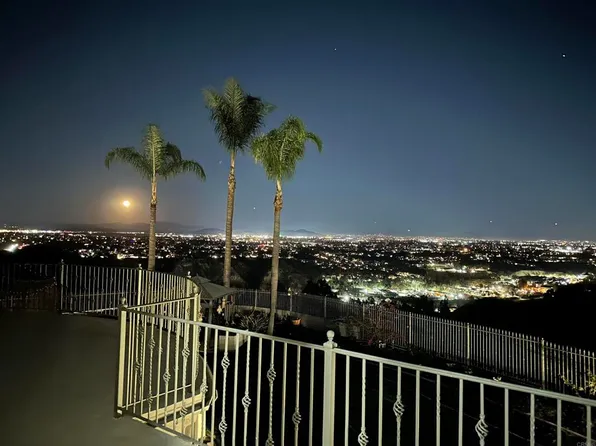 2489 Darlington Row, La Jolla, CA 92037