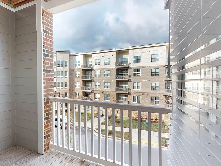 The Quarters at Towson Town Center — Photo 195