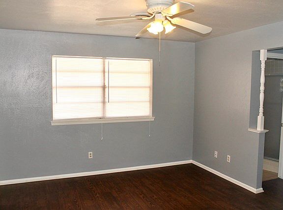 2nd image of 4023 E Everglade Ave