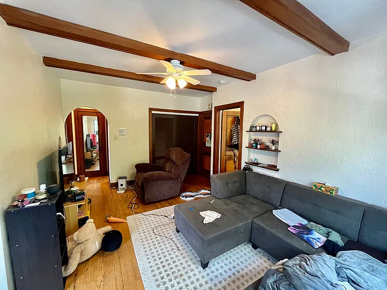 4480 N Oakland Ave — Photo 24
