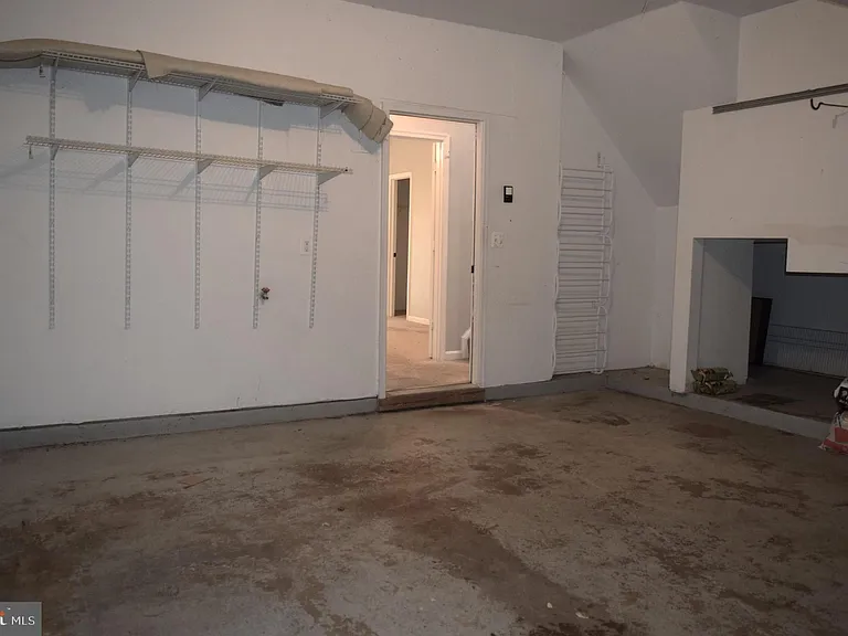8819 Blue Royale Ln — Photo 41