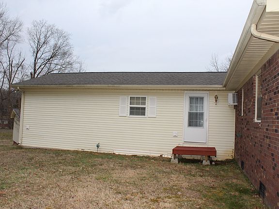 4th image of 208 Pulley St