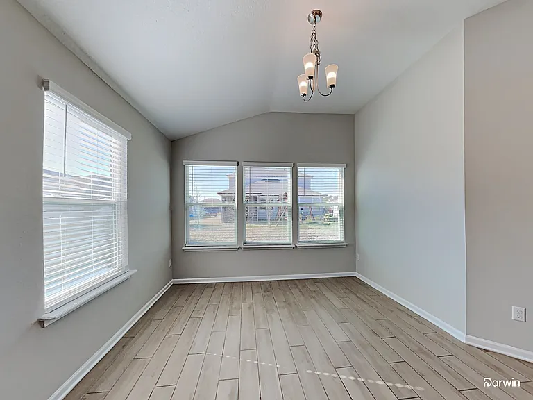 15662 Chir Pine Dr — Photo 9