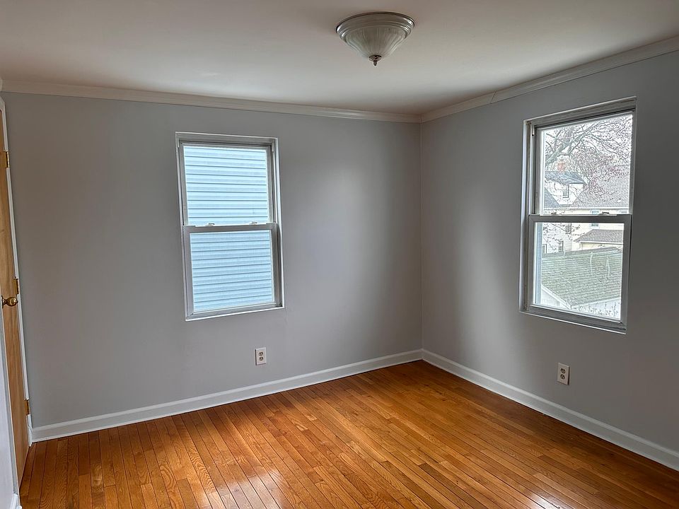1st image of 115-14 197th St