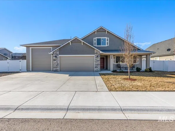 336 Honeysuckle Ave, Fruitland, ID 83619