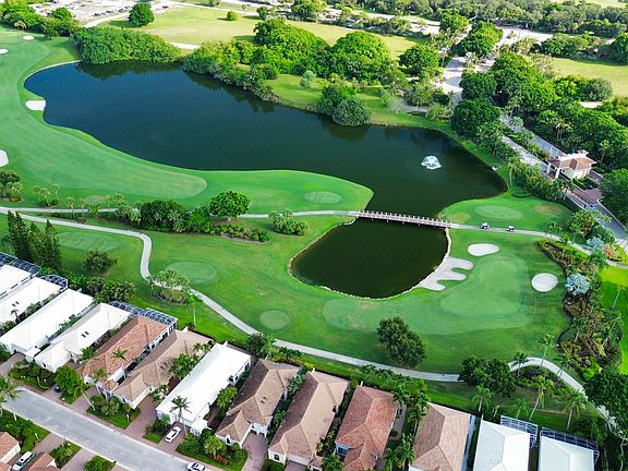 4th image of 210 Coral Cay Ter