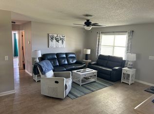 1616 Bay Meadows Ln, Lady Lake, FL 32159