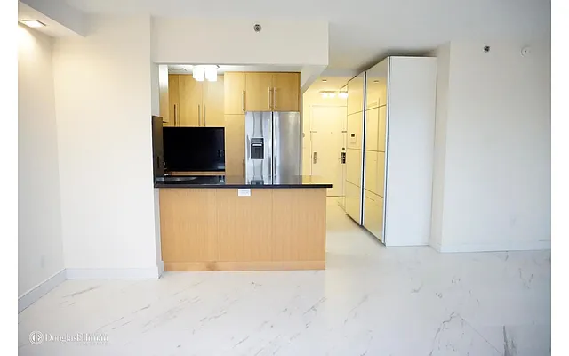 Rented by Douglas Elliman | media 2