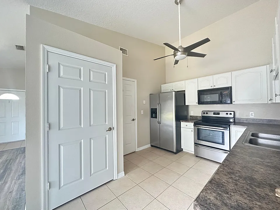2713 India Palm Dr #2713