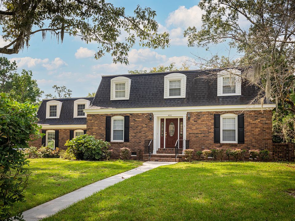 1st image of 400 Fairington Dr