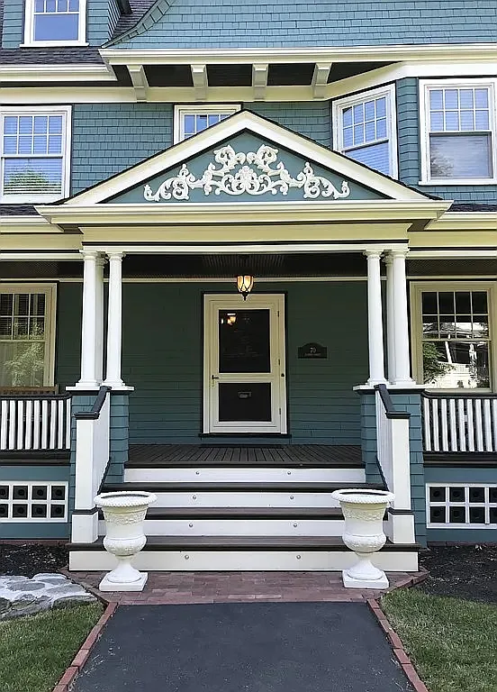 70 Sumner St — Photo 2