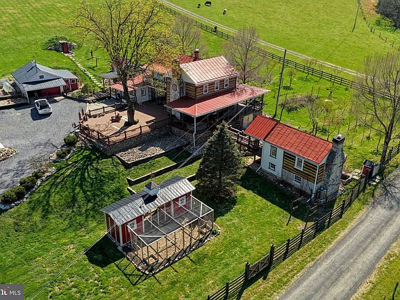 6th image of 989 Swover Creek Rd