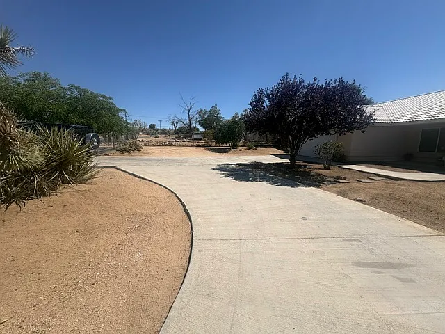7364 Palomar Ave — Photo 28
