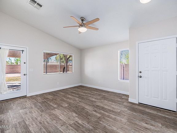 4th image of 42511 W Michaels Drive