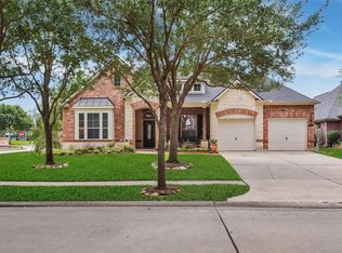 410 Summer Trace Ln, Richmond, TX 77406