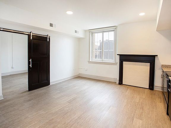 2nd image of 338 E 9th Ave APT 404
