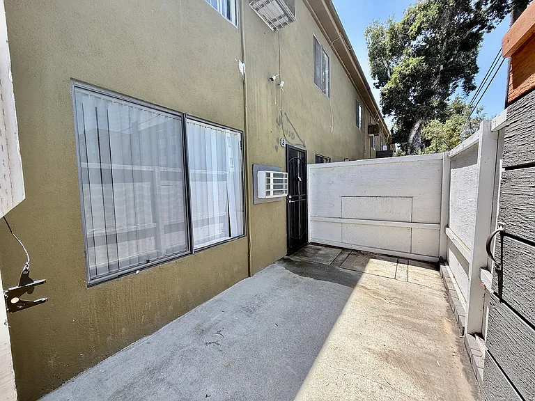 7423 N Lankershim Blvd #2 — Photo 20
