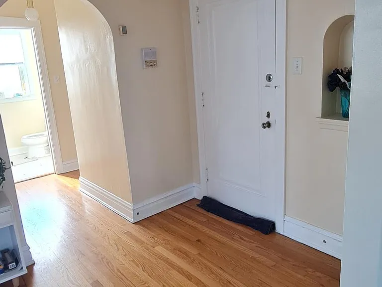 4616 Washington St #3D — Photo 2