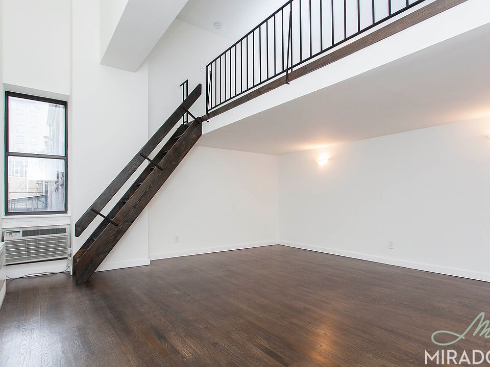1st image of 27 W 16th St APT 5D
