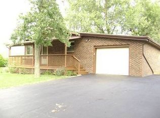 18 Airwood Dr, East Alton, IL