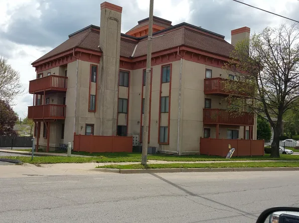 301 S Spring St APT 303, Independence, MO 64050