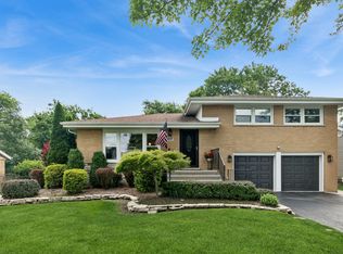 117 Linden Dr, Frankfort, IL 60423
