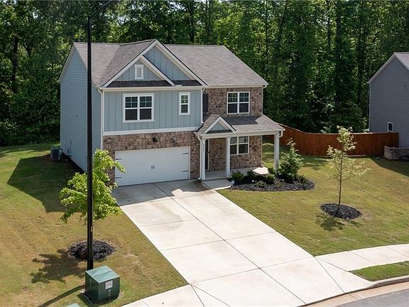 2nd image of 4882 Golden Finch Ln